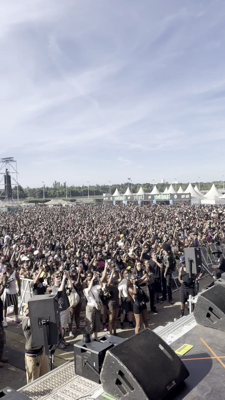 The Yardland crowd seen from the stage, several thousand deep